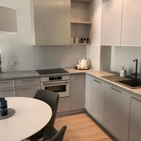Black Pearl Center Appartement *